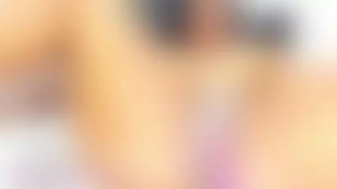 GUYS I WOULD LOVE TO SQUIRT YOU🍑🍆💦 by sofiadirty