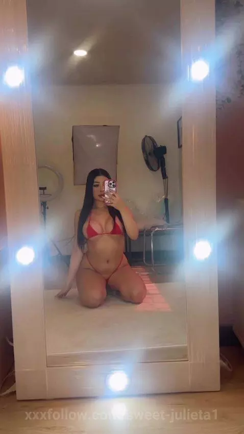 How does red look on me? ❤️ by sweet-julieta1