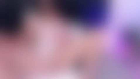 hi guys, i am online by zoecolliinss