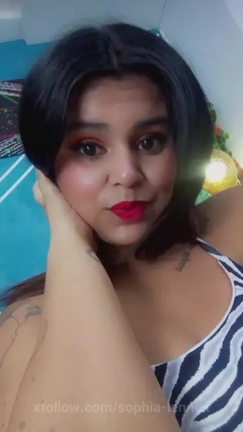 Your favorite Colombian by sophia-lennox