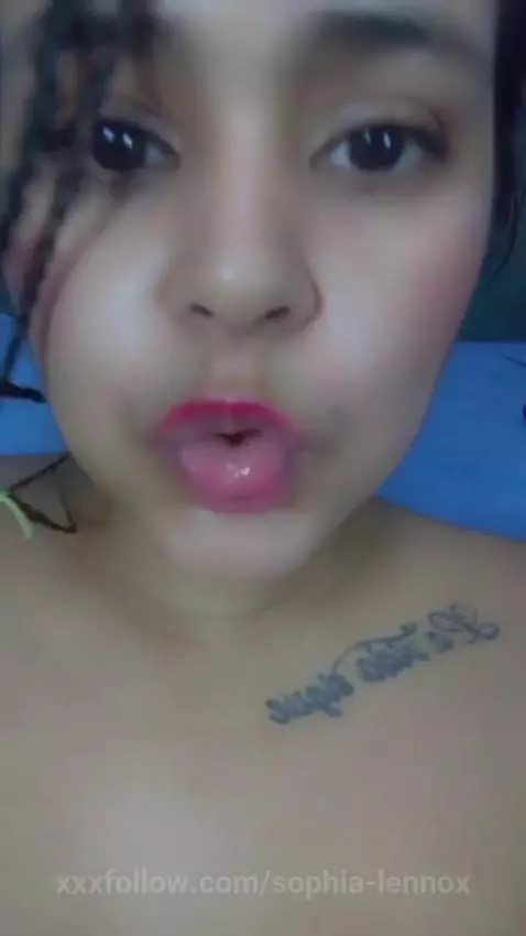 Come closer to me by sophia-lennox