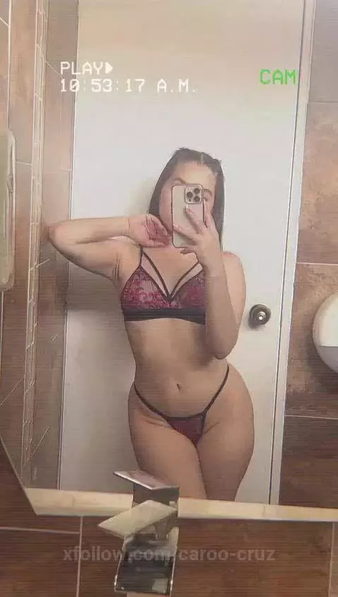 im live https://www.camsoda.com/caroo-cruz by caroo-cruz