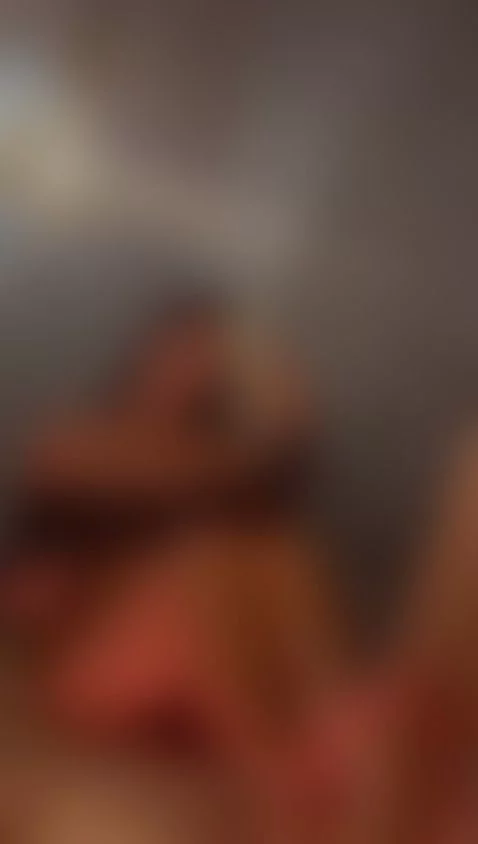 Hiii, look at me now by caroo-cruz