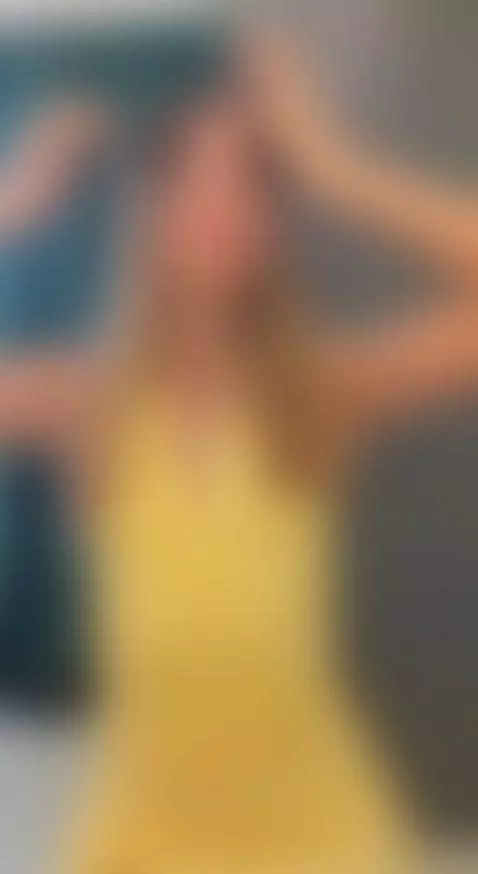 I’m sitting here thinking…Who will make me smile first tonig... by vivianevansj