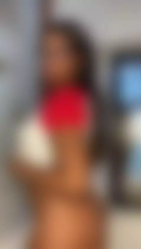 A touch of sensuality to start this cold morning! by blackgirll1