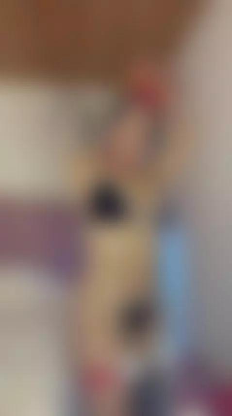 I'm a Christmas reindeer, do you like it? 🤶 by alinna-1