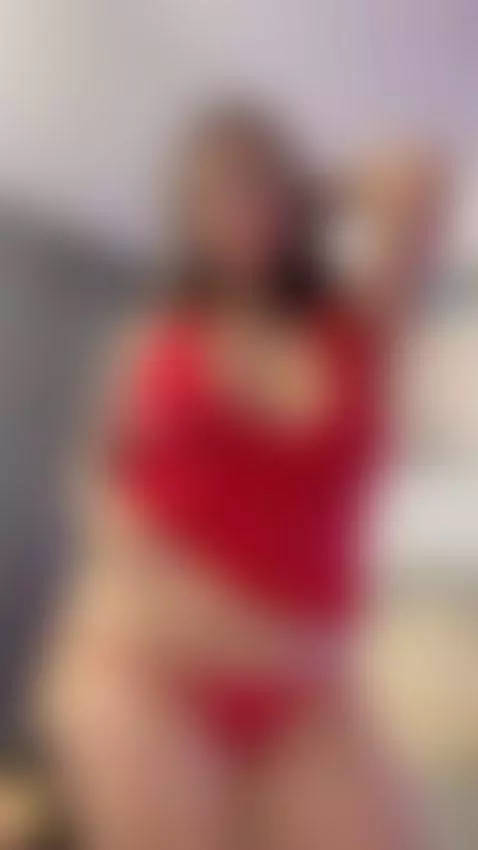 this big ass wants cum  💦 by alinna-1