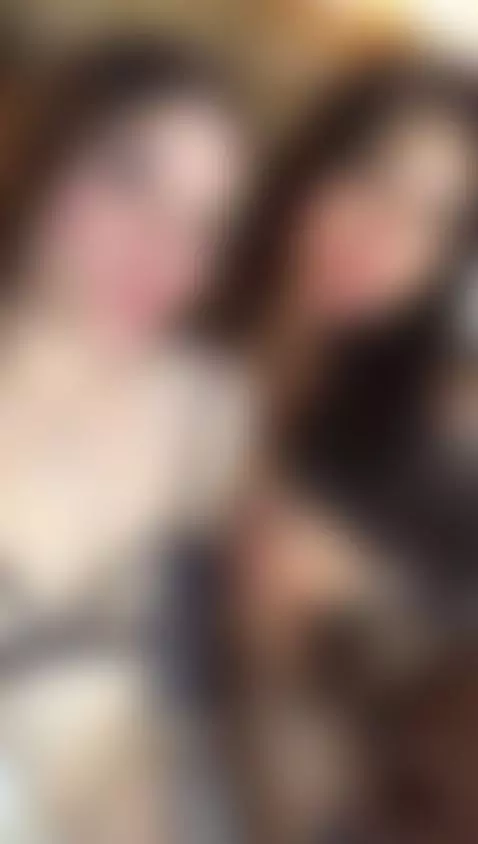 today with my friend amber ❤️💦 by alinna-1