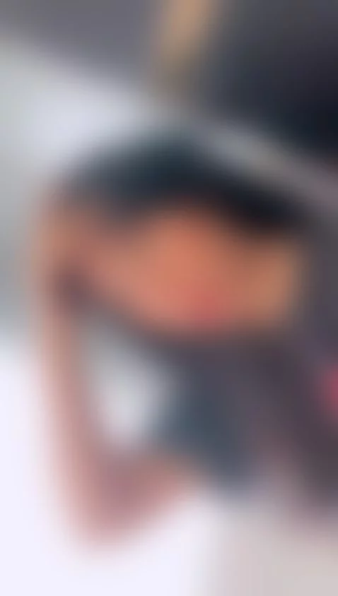 hello by noahbrunette