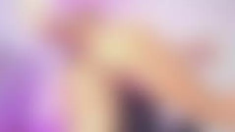 naked by carolina-dirtyy