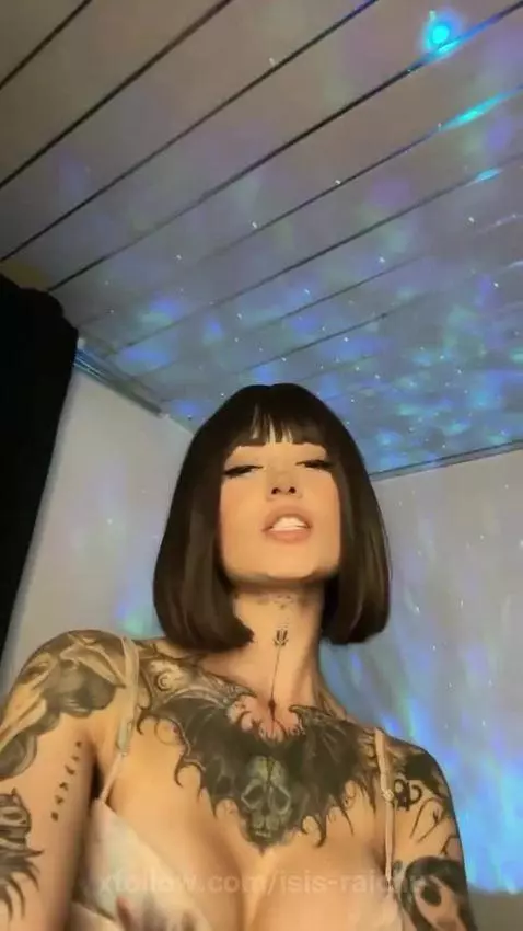 Goth girl by isis-raichu