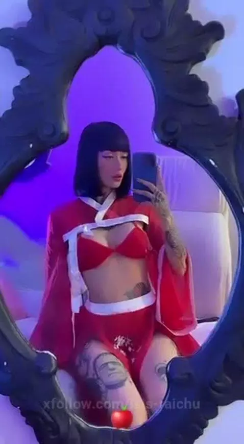 Little Red Riding Hood is here !! by isis-raichu