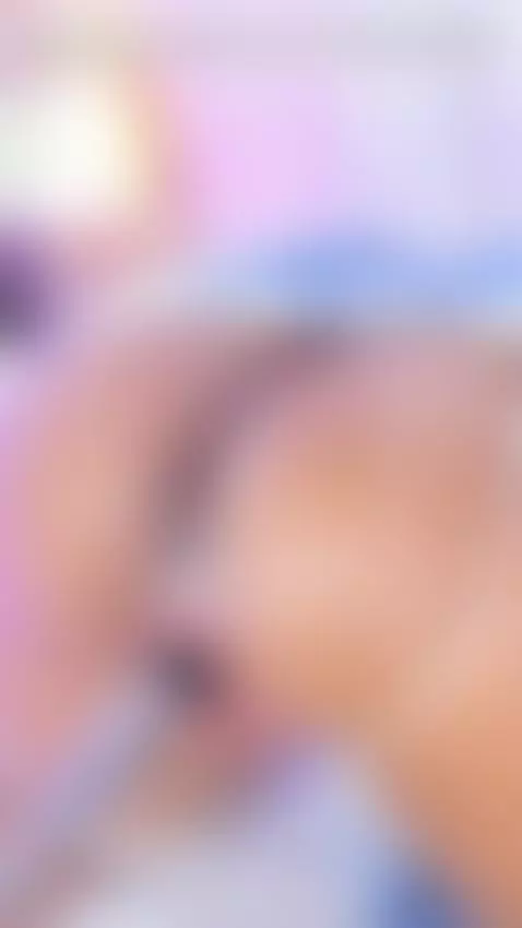 Hot girl here!! by ashleyy-23