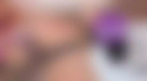 Hot girl here!! by ashleyy-23