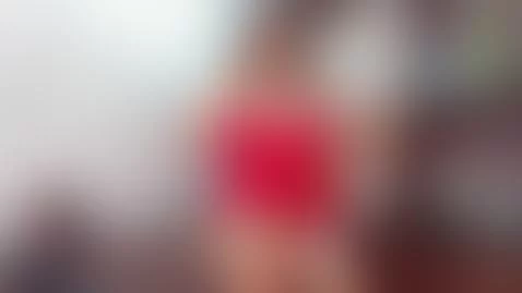 Red night in your office, happy weekend love😈 by melissacortes