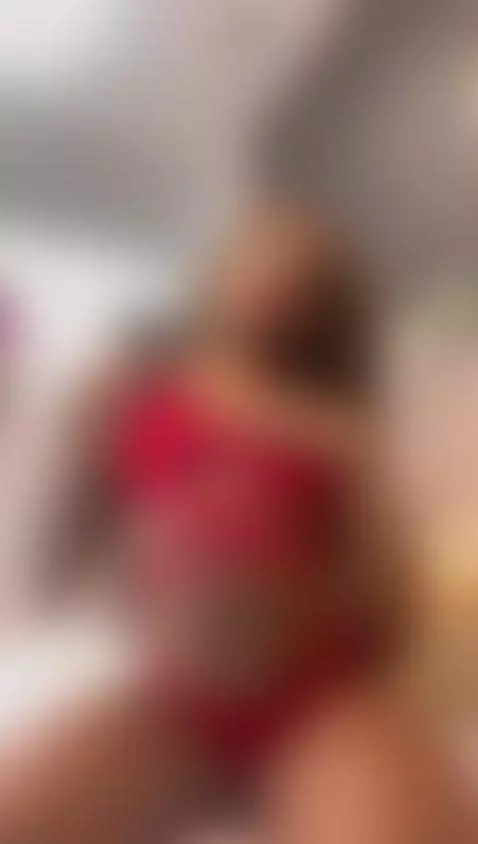 See my hot & Wet live now!♥ by elisejones