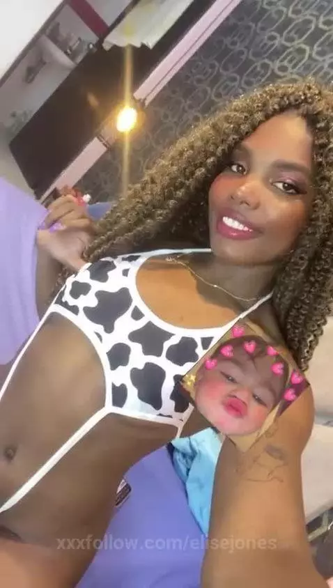 ⭐QUE RICO MONTARTE⭐ by elisejones