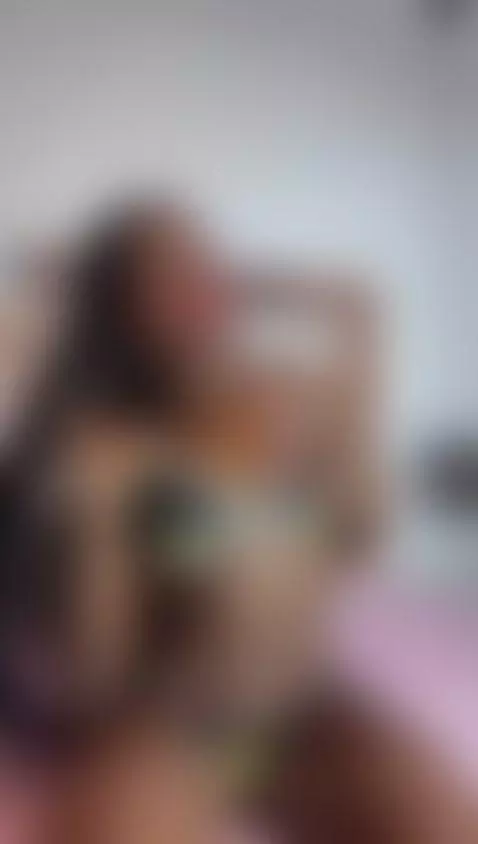 Online babe by elisejones