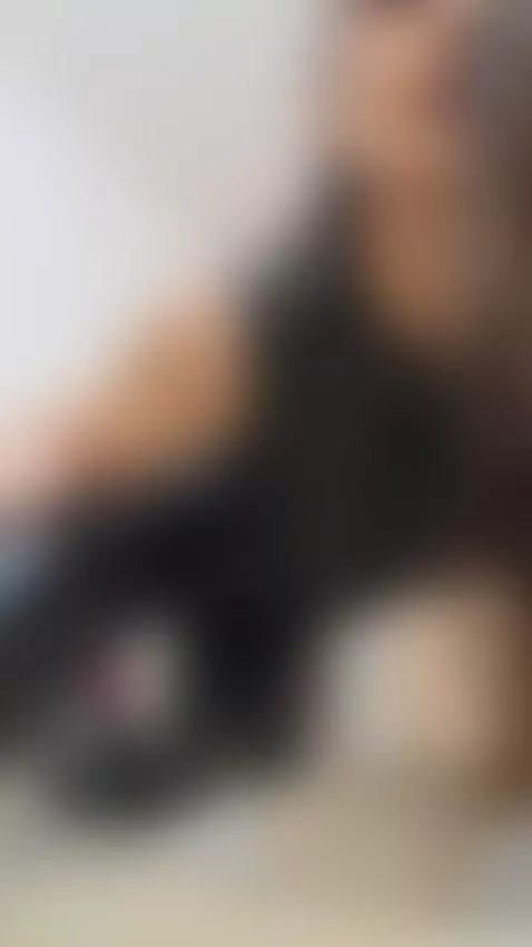 You think you deserve my voice in your ear already?
Not yet.... by anahathor