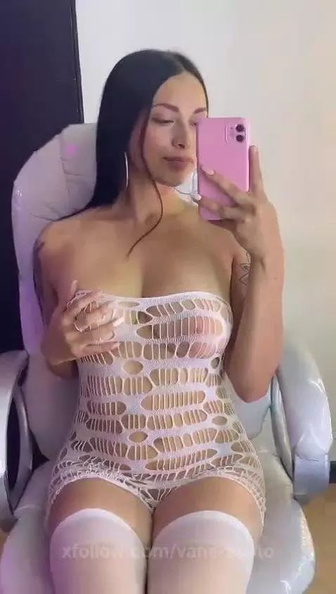 Want to have fun? 💦😍 by vane-ssoto