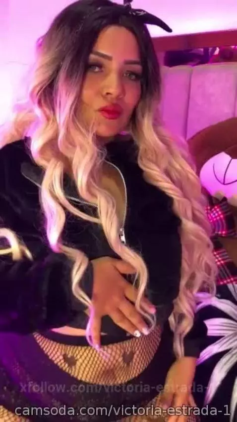 come and meet my true pink color by victoria-estrada-1