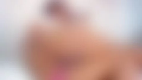 I want you to play with my pussy by aiissha1