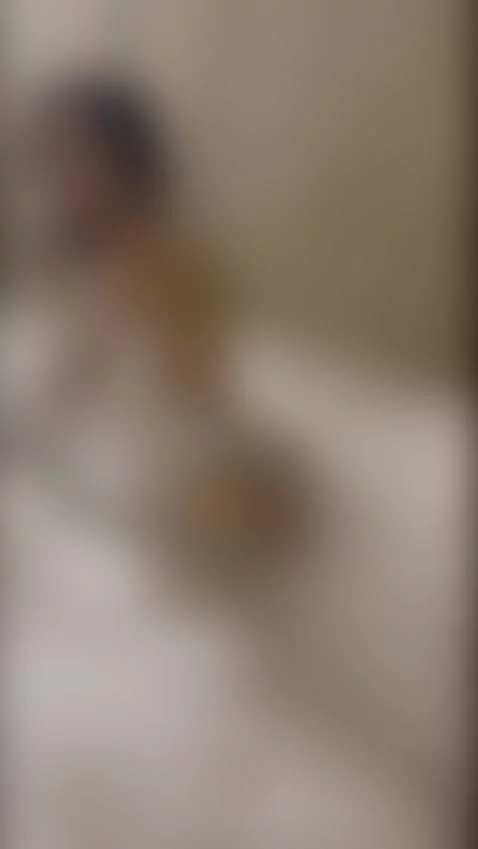 a delicious bubble bath, I only need you by arianaforst