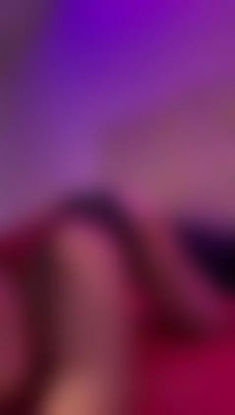 Sexy girl 😍 by emmaswift