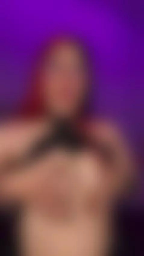 I’m a bad girl… but only because I know you love it 😈 by emmaswift