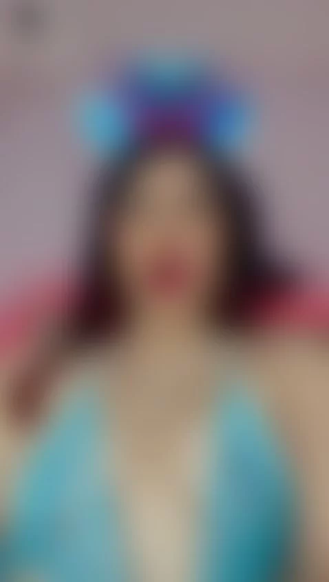 If you play with me make it in my bed. by emmaswift