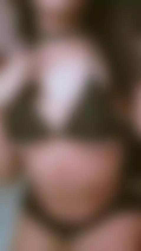 🥵🥵 by miaweiss