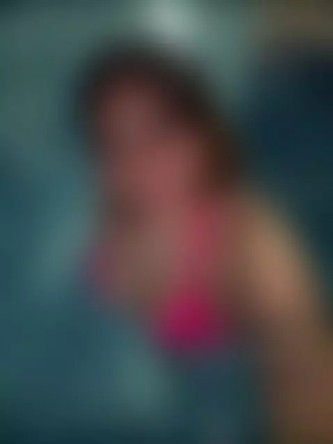 bigass, assclapping, swimmingpool by lucciaporter