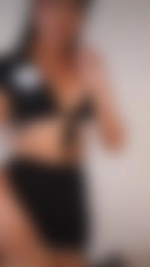 Sexy police officer👮‍♀punishes me strongly⛓💘 by emilystuart1