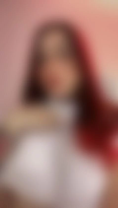 Hey , is me!! by meredithrosse