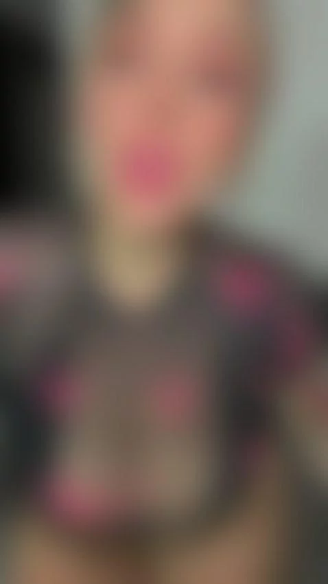 give me a like if you love me by hannabyron