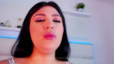 Smoke a cigarrete with me! by victoriacambell