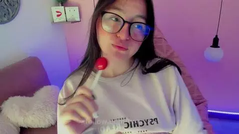 Hey! Today I feel like using my mouth...  👅🍭 by venusks