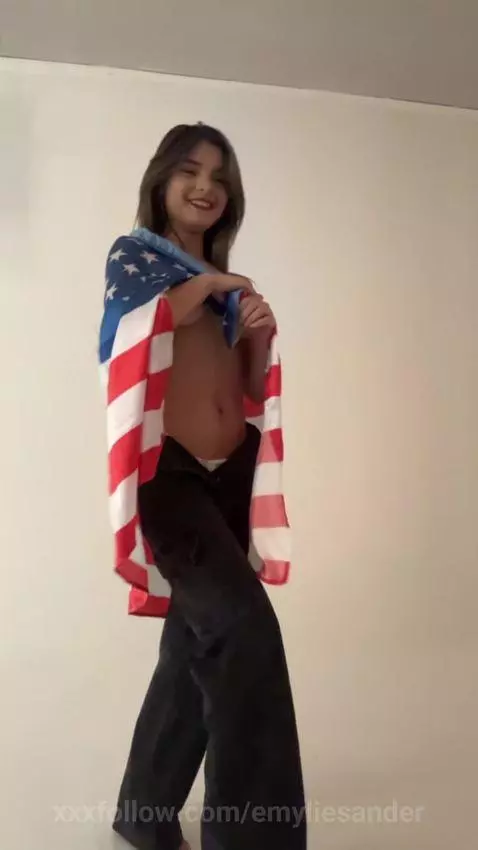 Im your model by emyliesander