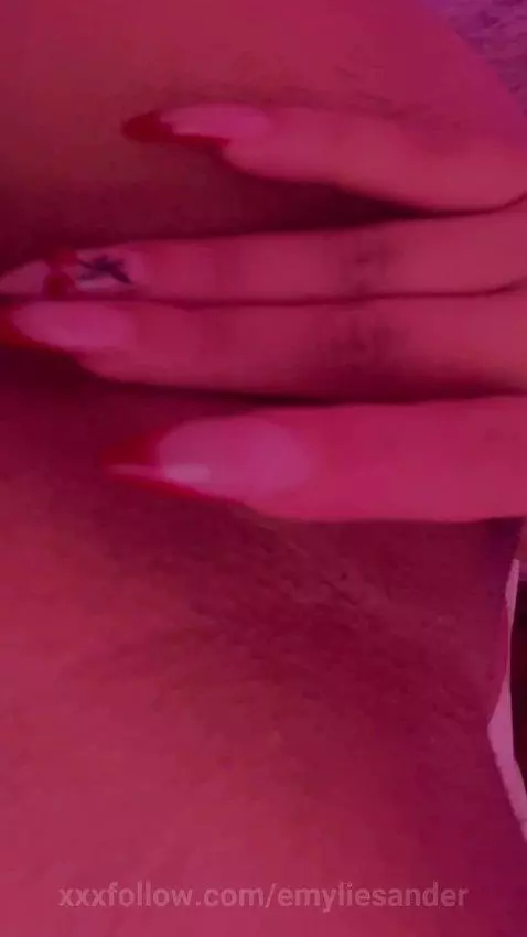 My pussy loves by emyliesander