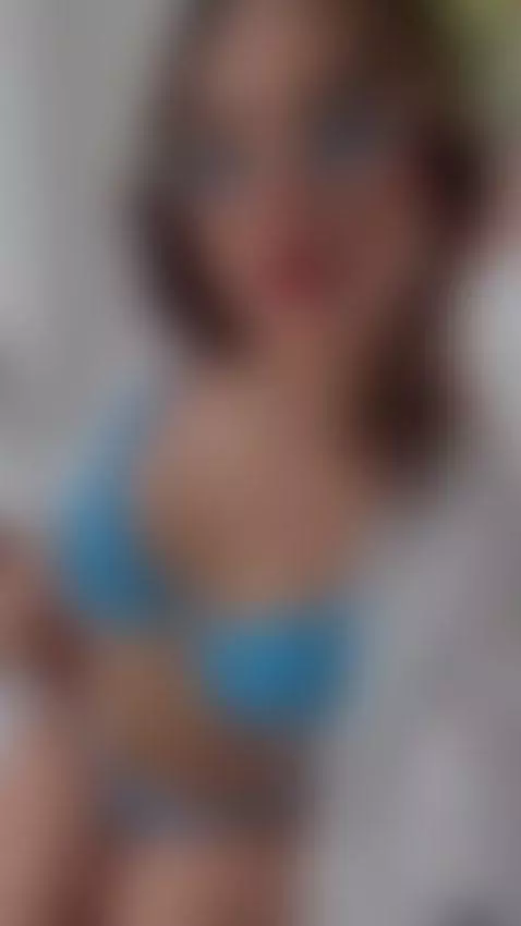 🌸 Pink vibes & Emma smiles. by emyliesander