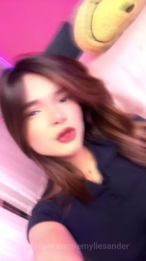 Your cutests girl here!! 🎀💖 by emyliesander