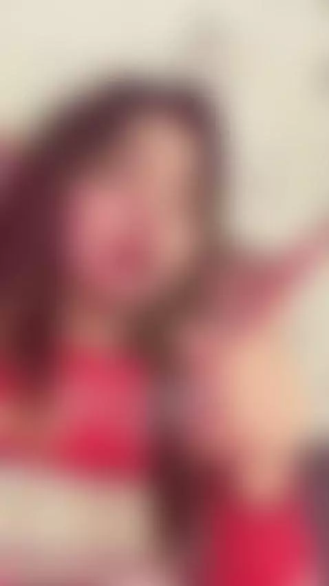 You feel the Christmas vibes by emyliesander