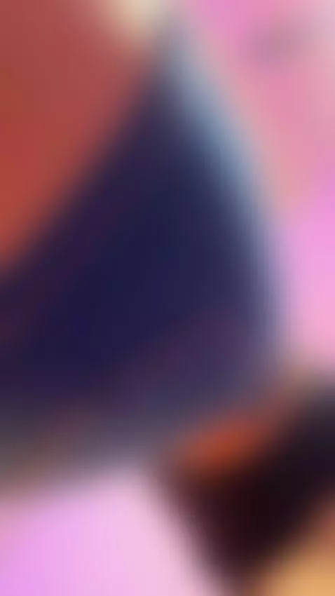 Tell me what you like most about me 🥰 by emyliesander