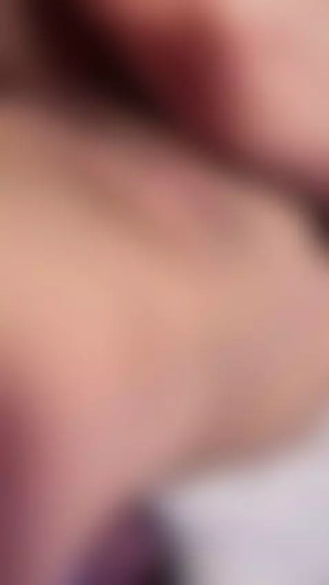 Say hello to the most beautiful🌺 by emyliesander