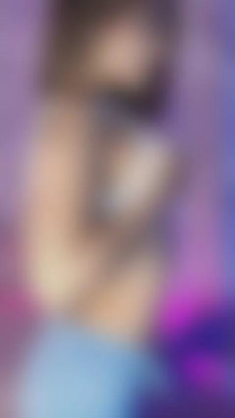 Ups🍒 by emyliesander