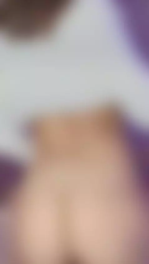 You shouldn't look so much... should you?🌸🌸 by emyliesander