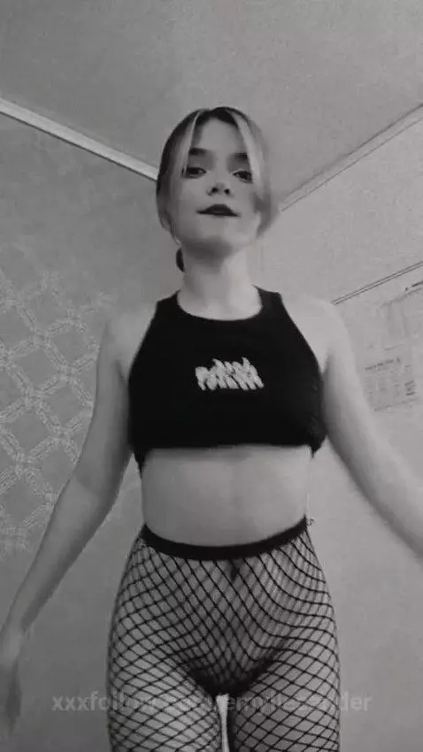 Do you like to break stockings? by emyliesander