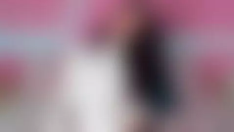 Take off my clothes on this horny morning by emyliesander