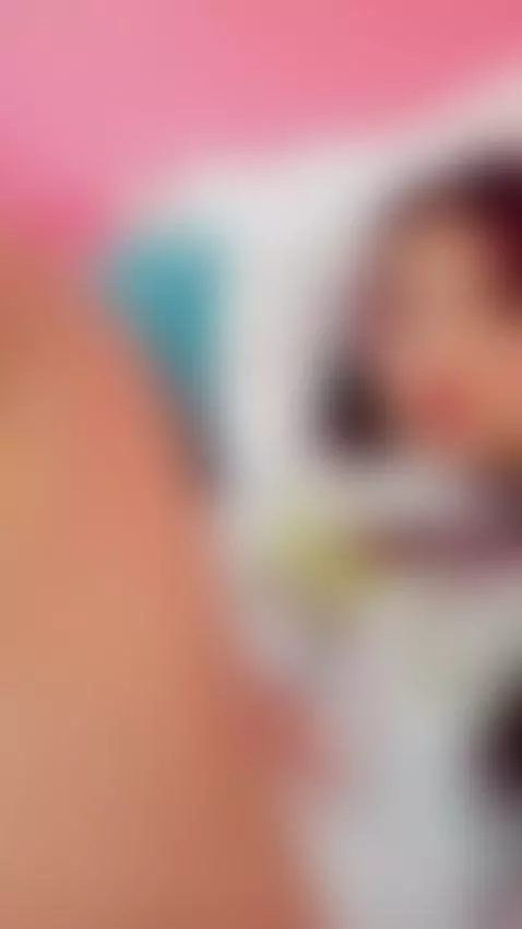 Online now guys! by emyliesander