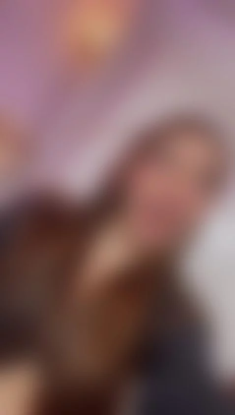 Hellooooo by laura-sofia1